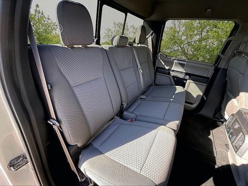 Used 2019 Ford F150 XLT w/ Equipment Group 302A Luxury AWD/4WD image 26