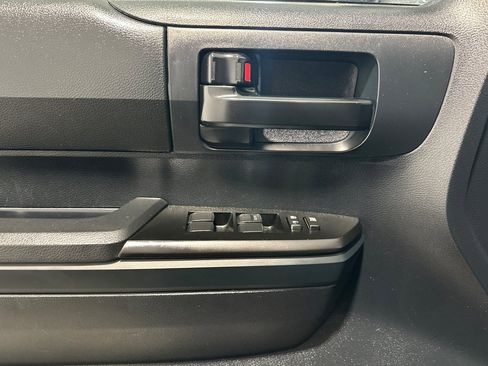 Used 2019 Toyota Tundra SR image 11