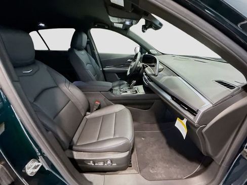 New 2025 Cadillac XT4 Sport w/ Trailering Package image 25