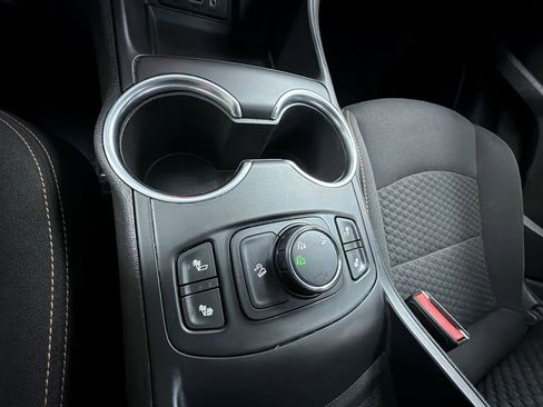 Used 2019 GMC Terrain SLE w/ Driver Convenience Package image 15