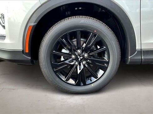 New 2026 Mitsubishi Eclipse Cross LE image 34