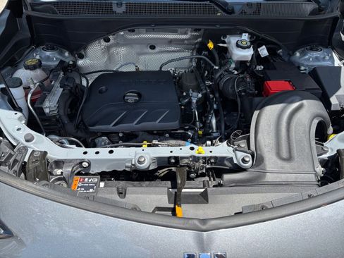 Used 2025 Buick Encore GX Preferred FWD image 31