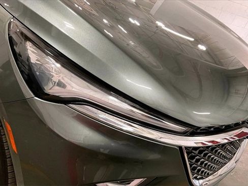 Used 2023 Buick Enclave Avenir w/ Avenir Technology Package image 30