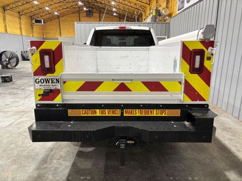 Used 2019 Ford F250 XL w/ Power Equipment Group AWD/4WD image 8