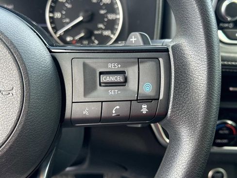 Certified 2023 Nissan Rogue SV image 26