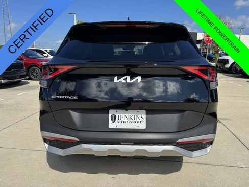 Used 2024 Kia Sportage EX FWD image 6