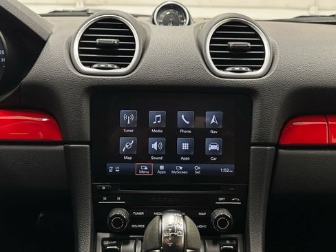 Used 2022 Porsche 718 Boxster Spyder image 30