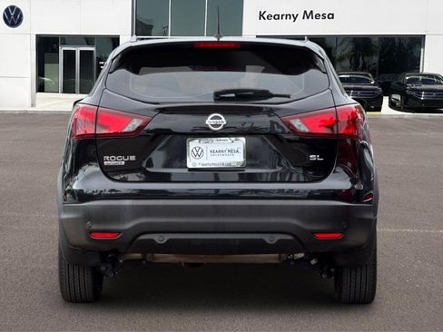 Used 2019 Nissan Rogue Sport SL image 5