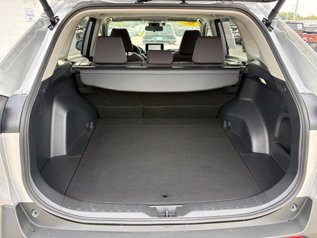 Used 2025 Toyota RAV4 XLE w/ Convenience Package AWD/4WD image 32