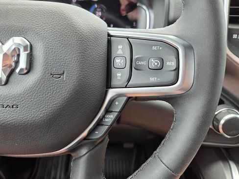 Used 2025 RAM 1500 Big Horn RWD image 33