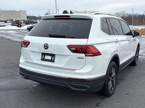 Used 2022 Volkswagen Tiguan SE image 7