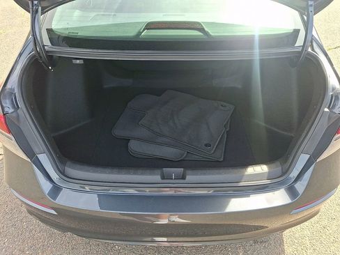 Used 2022 Honda Civic Sport image 28
