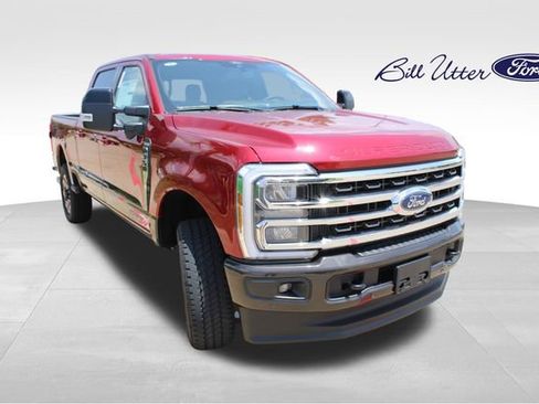 New 2025 Ford F350 King Ranch w/ FX4 Off-Road Package image 2