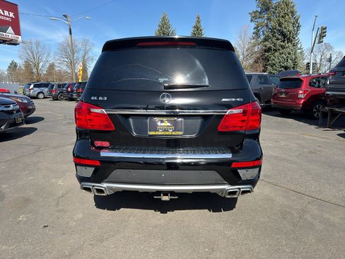 Used 2015 Mercedes-Benz GL 63 AMG 4MATIC image 5
