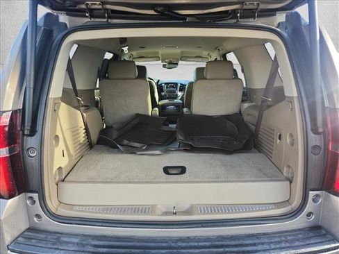 Used 2018 Chevrolet Tahoe LT image 24