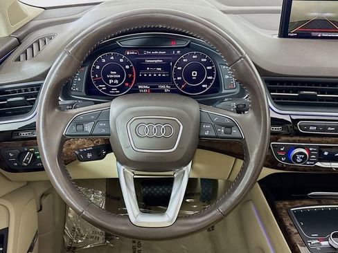 Used 2018 Audi Q7 3.0T Prestige w/ Prestige Package AWD/4WD image 13