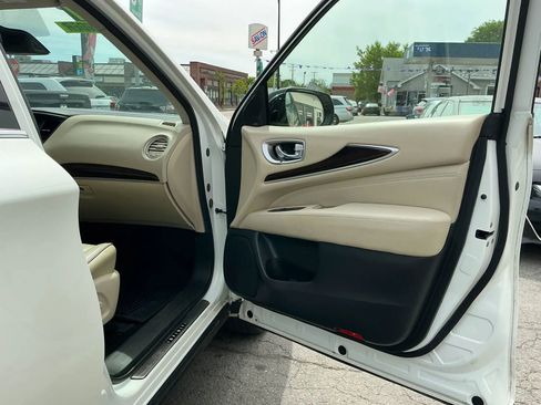 Used 2017 INFINITI QX60 Luxe w/ Deluxe Technology Package AWD/4WD image 7