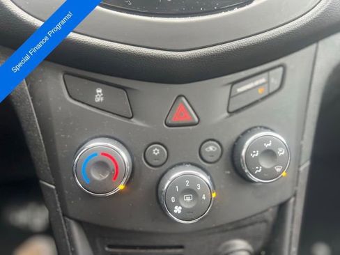 Used 2016 Chevrolet Trax LS image 15