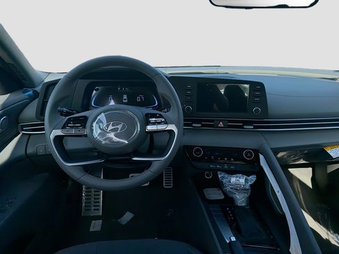 New 2026 Hyundai Elantra Sport FWD image 15