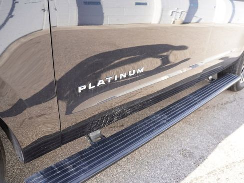 Certified 2025 Ford Expedition Max Platinum image 16