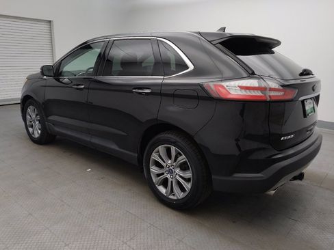 Used 2019 Ford Edge Titanium w/ Equipment Group 301A FWD image 3
