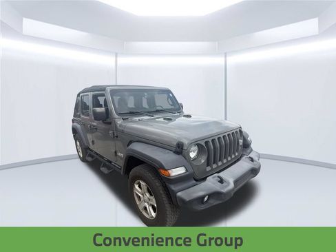 Used 2018 Jeep Wrangler Unlimited Sport S AWD/4WD image 4