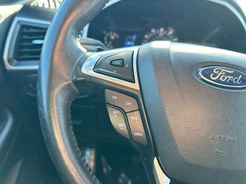 Used 2017 Ford Edge SEL w/ Equipment Group 201A image 28