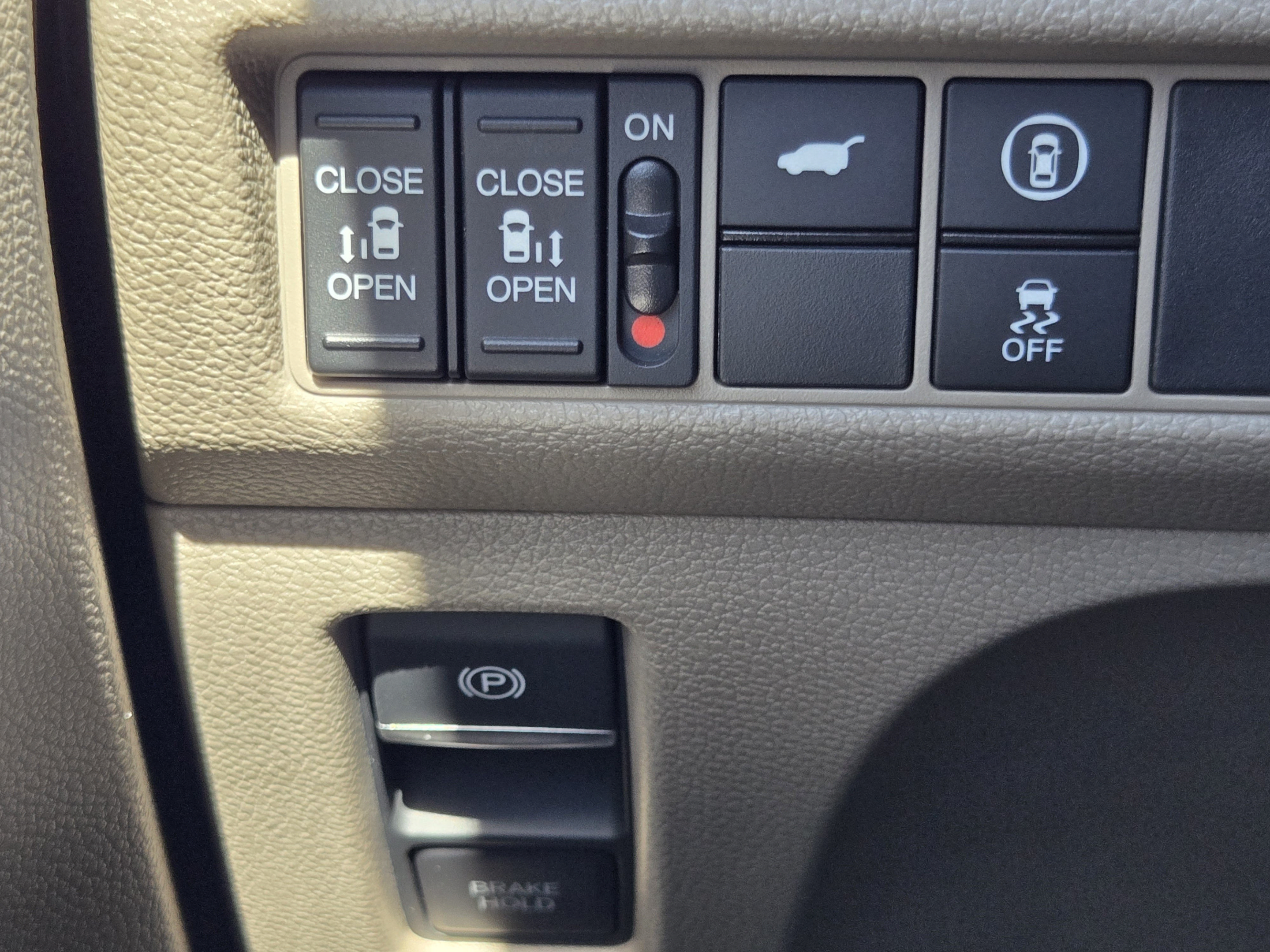 Used 2024 Honda Odyssey EX-L image 18