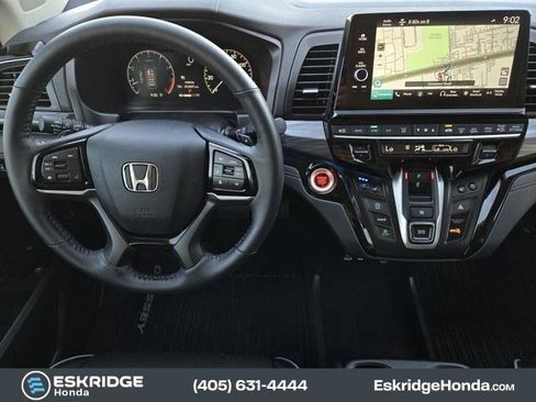 Used 2025 Honda Odyssey Elite image 29
