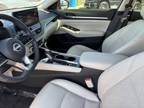 Used 2023 Nissan Altima 2.5 SL AWD/4WD image 22