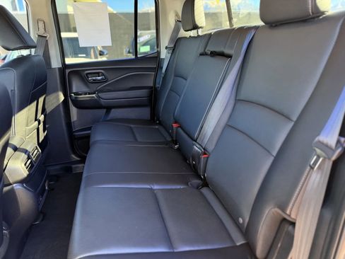 Used 2025 Honda Ridgeline RTL image 15