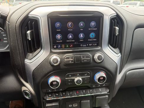 Used 2021 GMC Sierra 1500 SLT w/ SLT Premium Plus Package AWD/4WD image 13