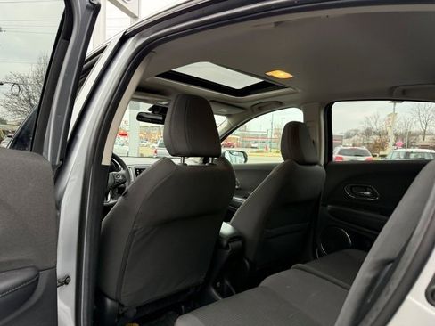 Used 2020 Honda HR-V EX image 14