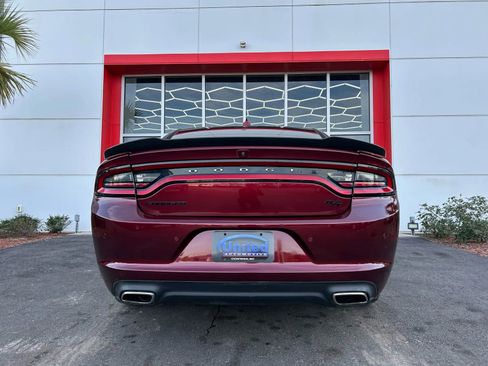 Used 2018 Dodge Charger R/T w/ Blacktop Package image 5