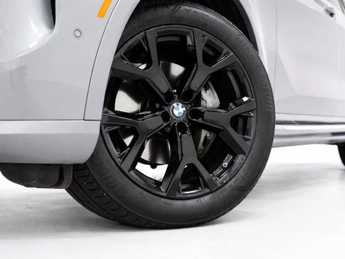 Used 2026 BMW X7 xDrive40i image 3