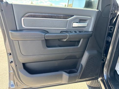 Used 2022 RAM 2500 Big Horn w/ Level A Equipment Group AWD/4WD image 21