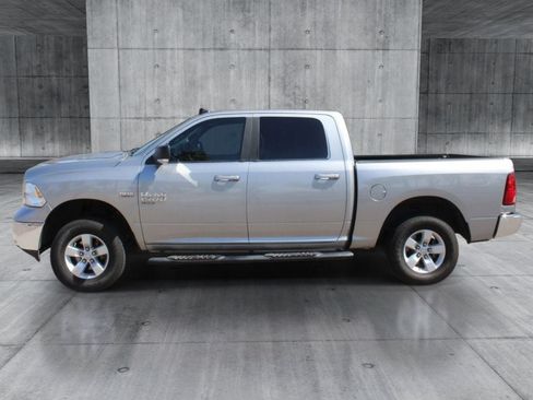 Used 2020 RAM 1500 Classic SLT w/ Luxury Group AWD/4WD image 2