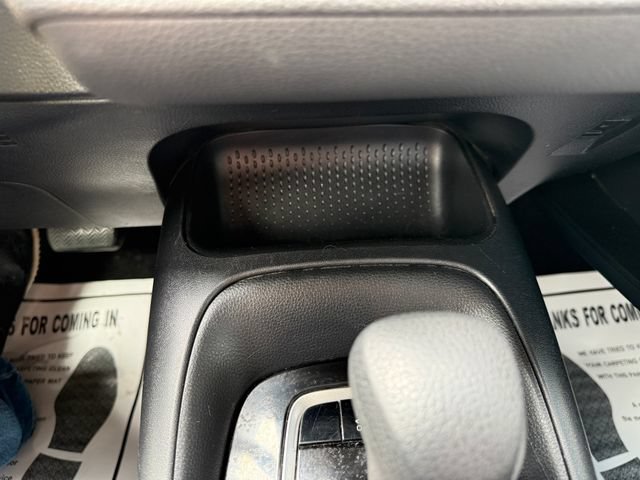 Used 2020 Toyota Corolla LE FWD image 21
