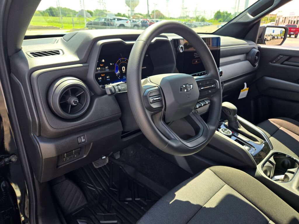 New 2026 Chevrolet Colorado Trail Boss AWD/4WD image 15