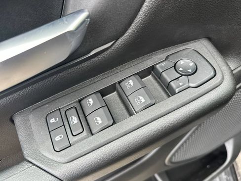 New 2026 RAM 1500 Express AWD/4WD image 12