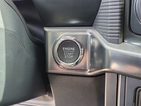 Used 2025 Ford F150 Raptor image 30