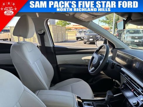 Used 2025 Hyundai Tucson SEL image 18