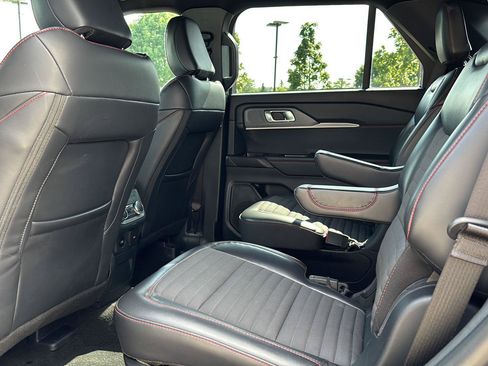 Used 2026 Ford Explorer ST-Line AWD/4WD image 25
