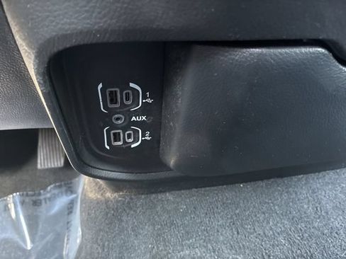 Used 2023 RAM 1500 Big Horn AWD/4WD image 25