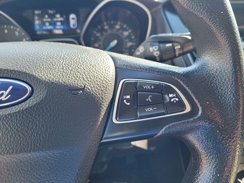 Used 2017 Ford Focus SE image 26
