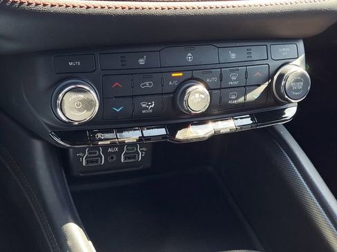 Used 2023 Dodge Durango GT image 14