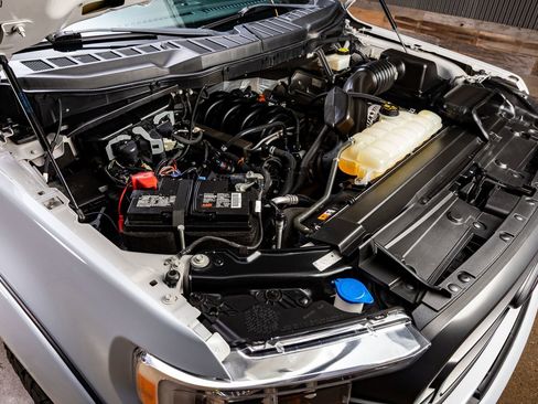 Used 2022 Ford F150 XLT w/ Equipment Group 302A High image 40