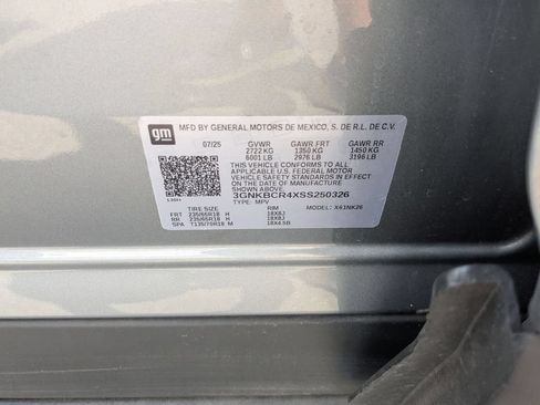 Used 2025 Chevrolet Blazer LT FWD image 32
