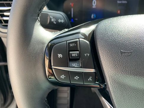 Used 2025 Ford Escape Active w/ Cold Weather Package image 23