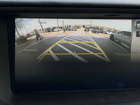 Used 2017 Lexus GS 200t F Sport image 19